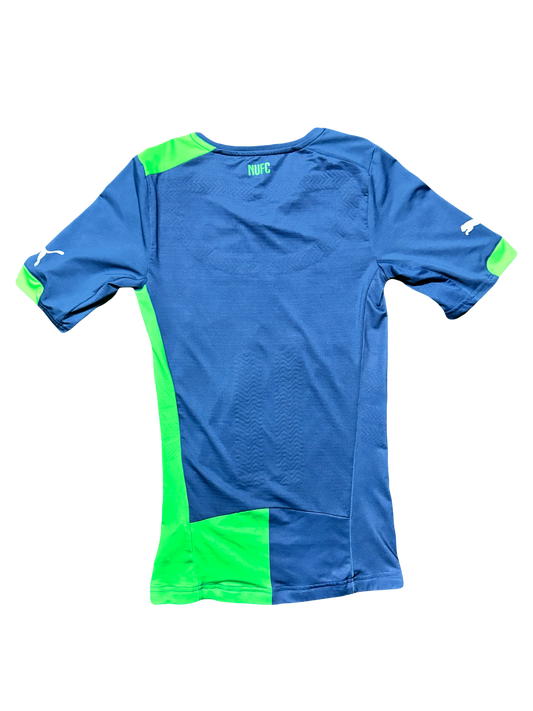 Newcastle Women’s 2014/15 Third Shirt (S)